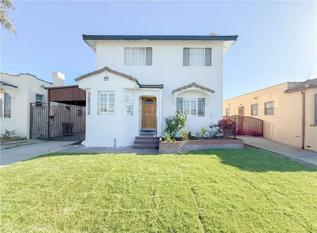 556 W 99th Street, Los Angeles