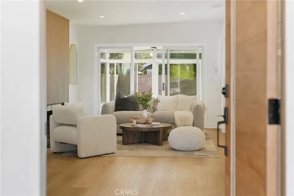 5116 E Wardlow Road, Long Beach