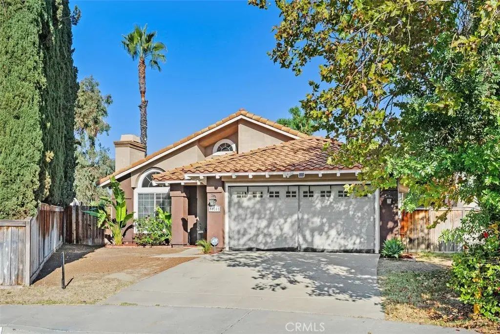 40169 Los Olivos Court, Murrieta