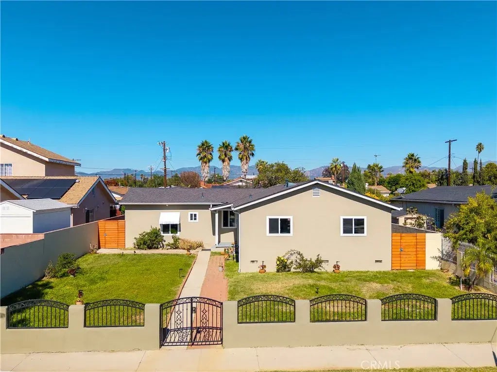 13069 Strathern Street, North Hollywood