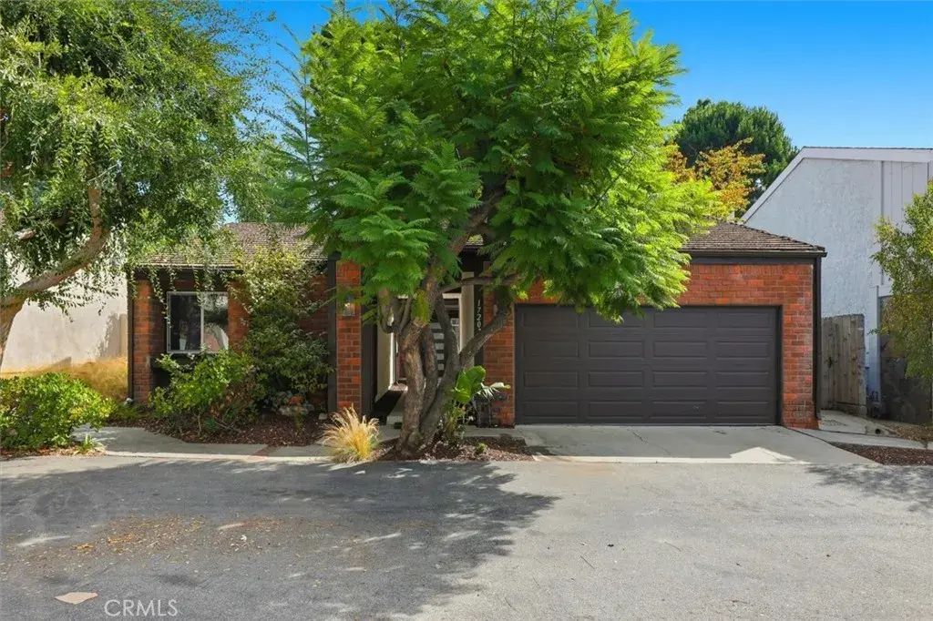 17207 Avenida De La Herradura, Pacific Palisades