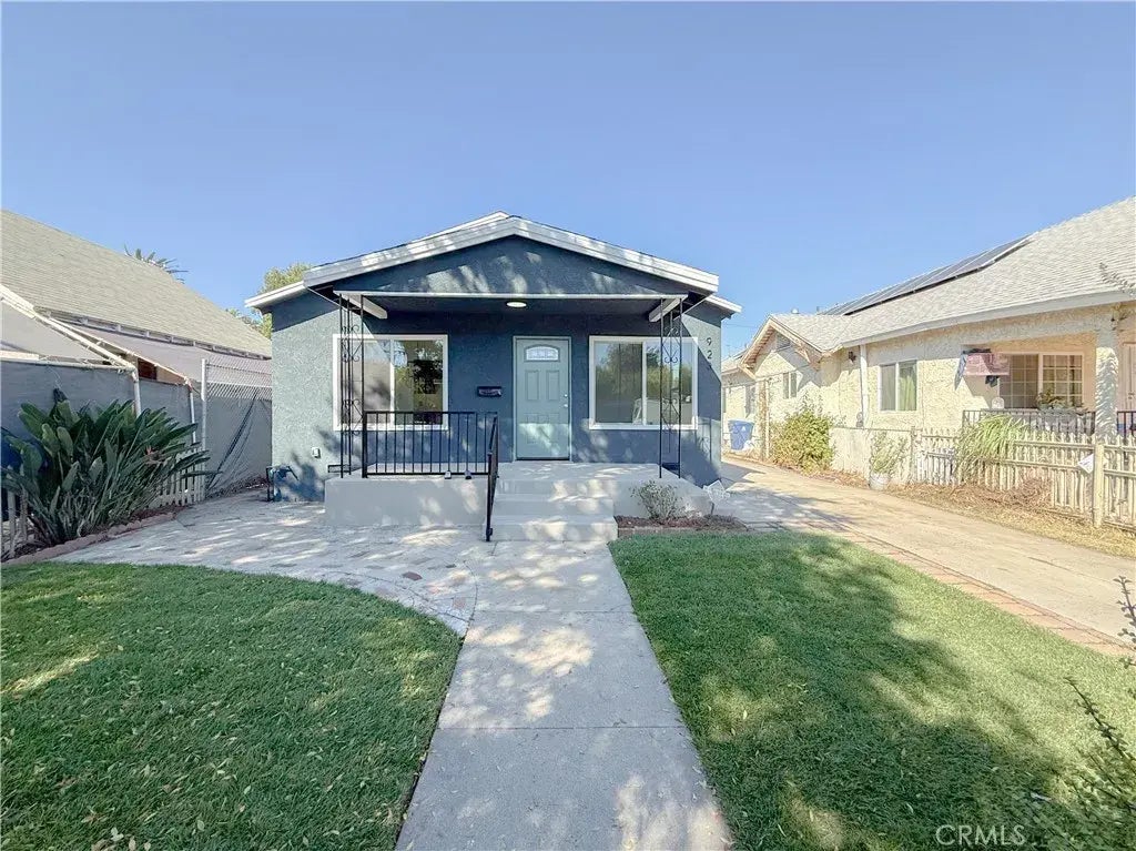 923 E 98th Street, Los Angeles