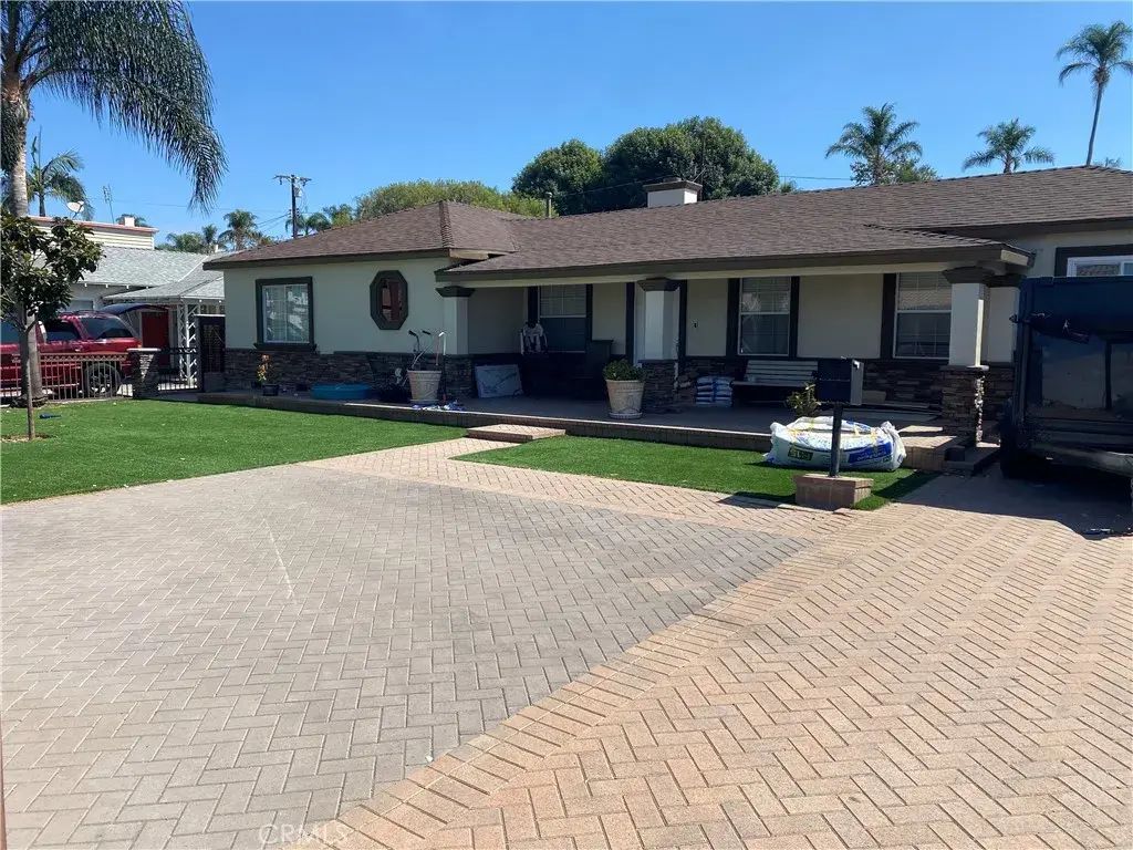 119 N Little Main Street, Orange