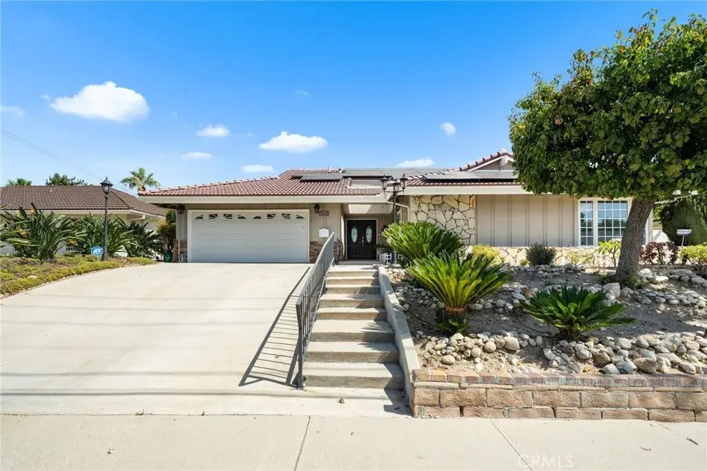 11930 Woodley, Granada Hills