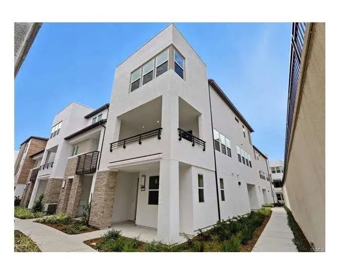 2720 Everly Drive, MISSION VALLEY