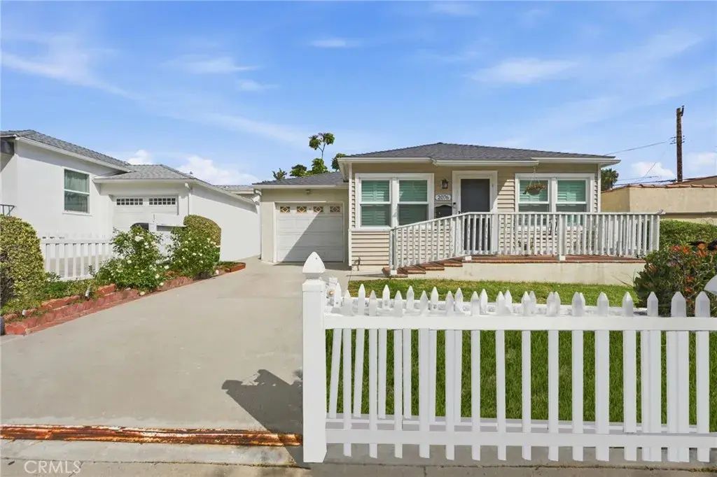 2076 Elanita, San Pedro