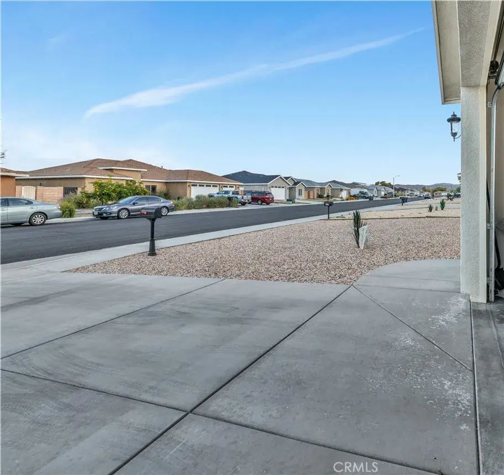 321 Thomas Street, Ridgecrest