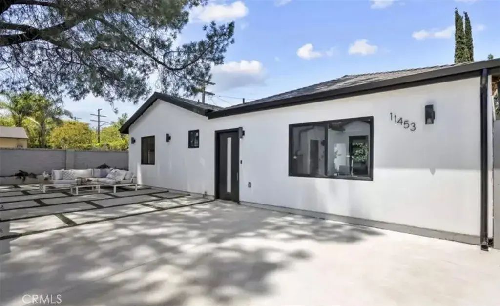 11453 Calvert, North Hollywood