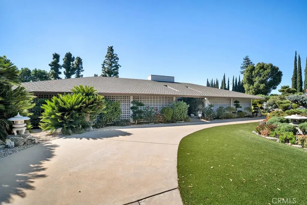 18912 Blackhawk Street, Porter Ranch