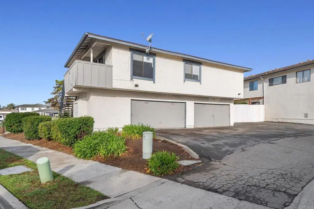3468 Los Mochis Way, Oceanside
