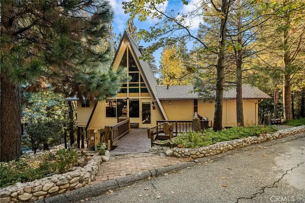 166 Brentwood, Lake Arrowhead