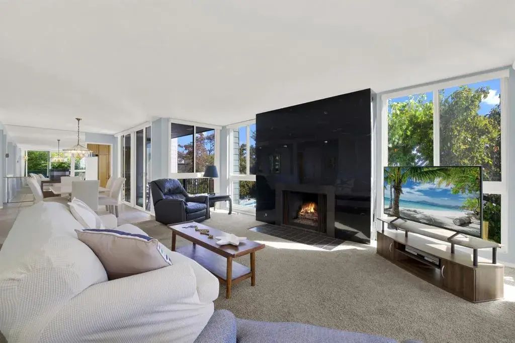 707 S Sierra Avenue 14, Solana Beach