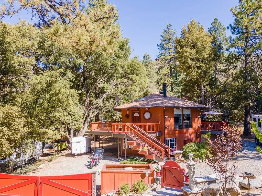 1916 Teton Way, Pine Mountain Club
