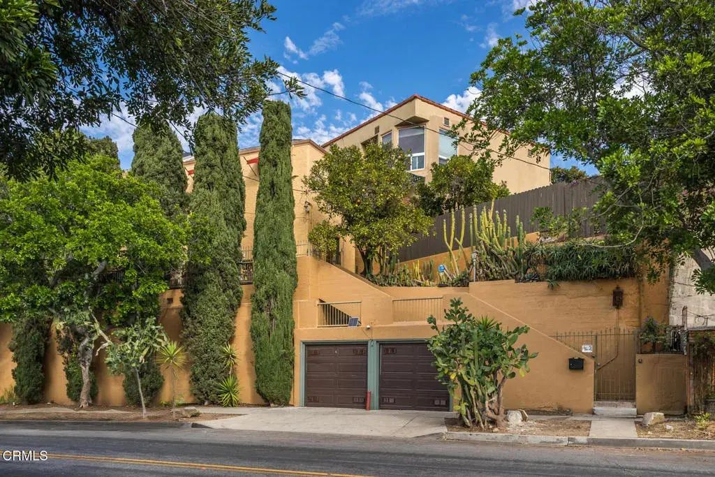 962 N Hoover Street, Los Angeles
