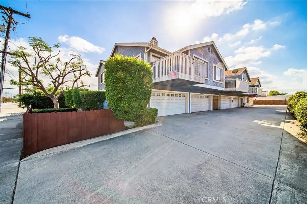 916 W Duarte, Monrovia