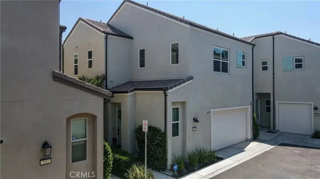 4173 Horvath Street 105, Corona