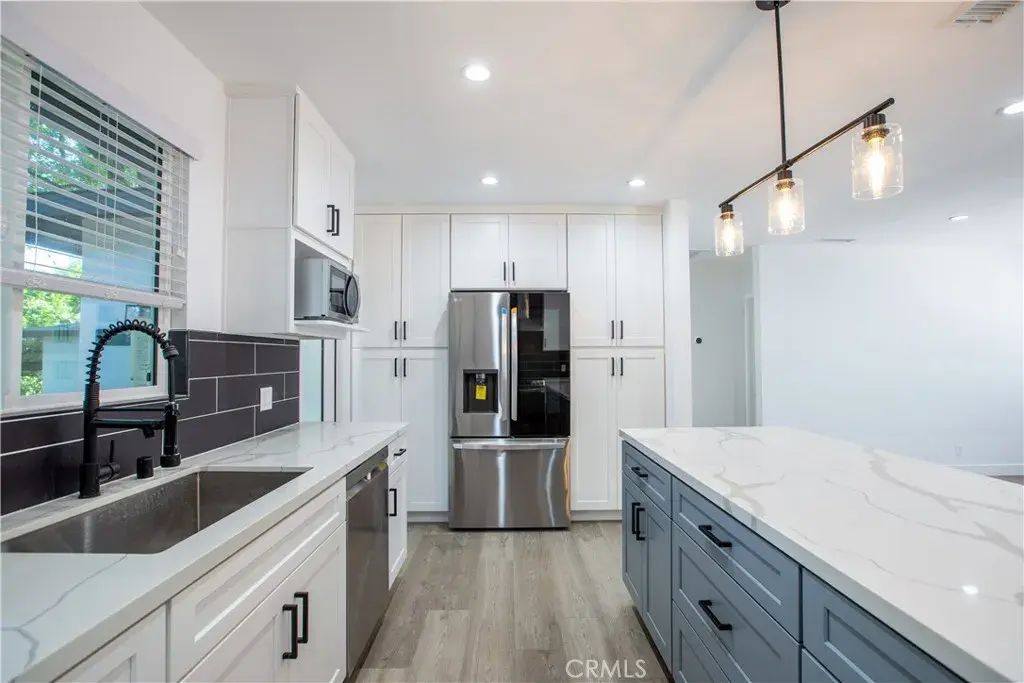 19503 Cantara Street, Reseda