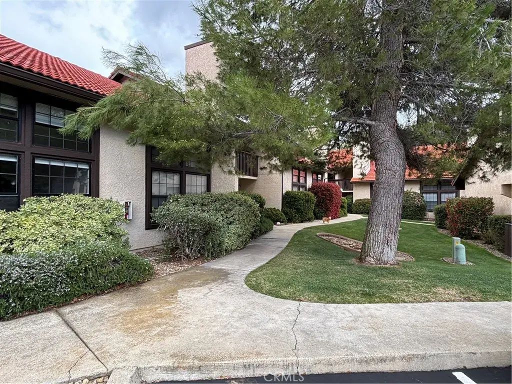5303 State Highway 49 North 27, Mariposa