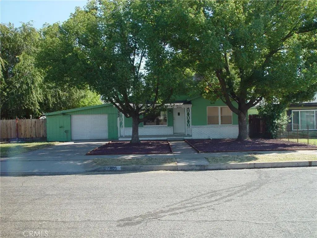 405 Riverside Avenue, Chowchilla