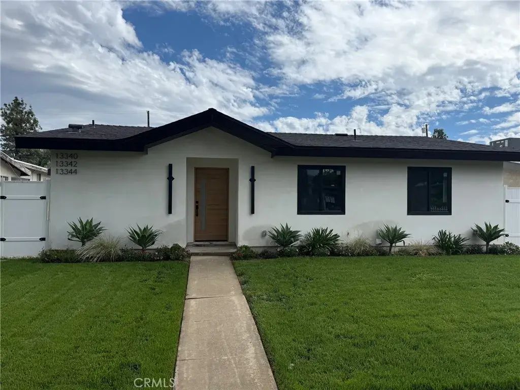 13342 Hubbard Street, Sylmar