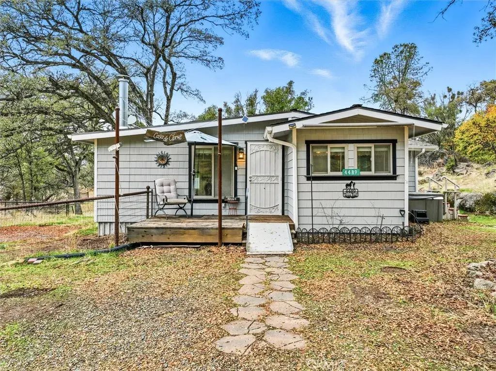 4489 Varain, Mariposa