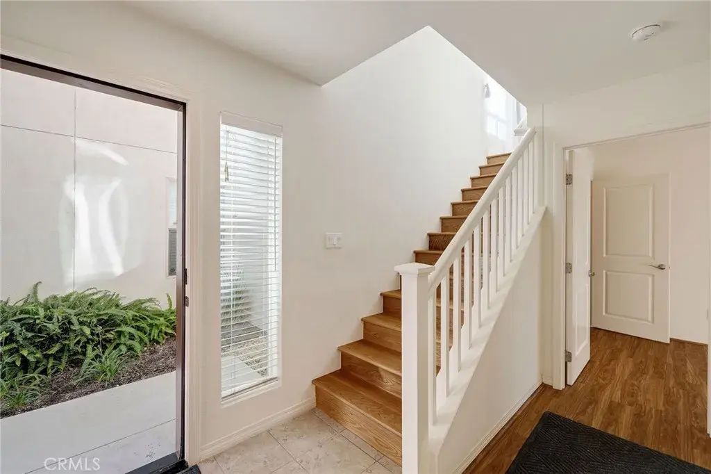 12013 Acadia Court, Hawthorne