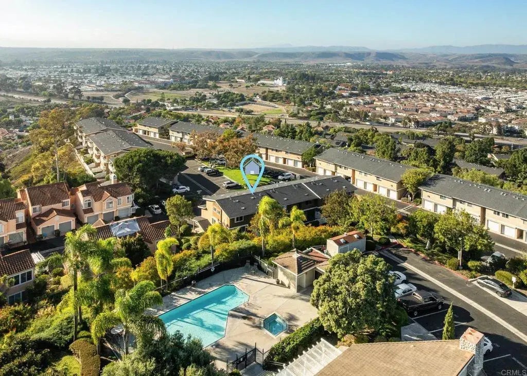 Photo of Listing #PTP2508113