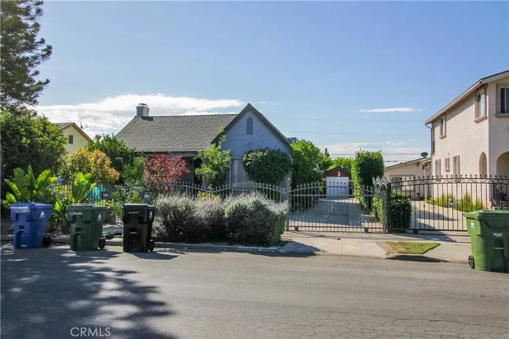 5226 Range View Avenue, Los Angeles