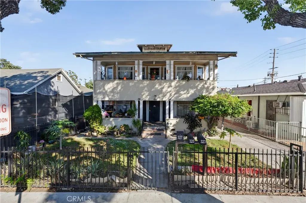 323 W 60th, Los Angeles