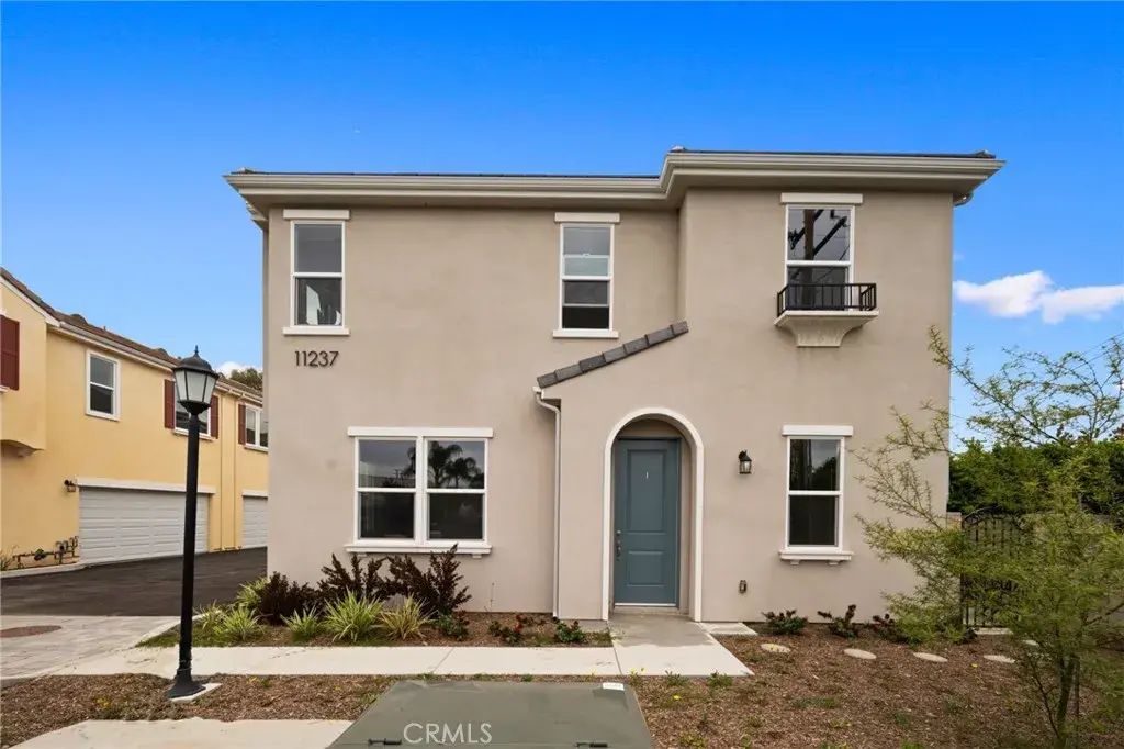 11237 Gladhill Road 6, Whittier