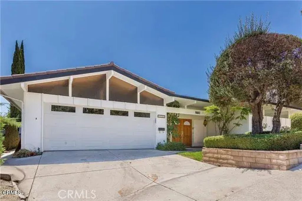 2708 Pinelawn Drive, La Crescenta
