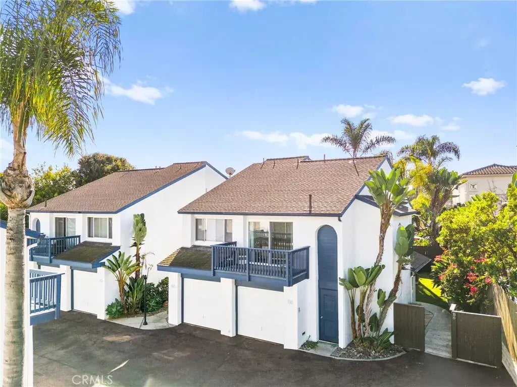 256 Juniper Ave B6, Carlsbad