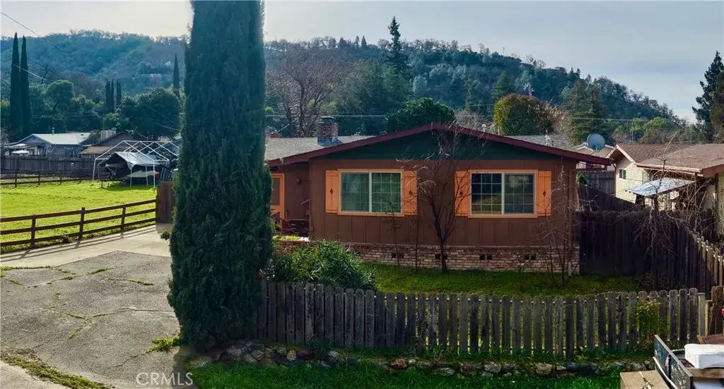 6917 Plaza Terrace, Lucerne