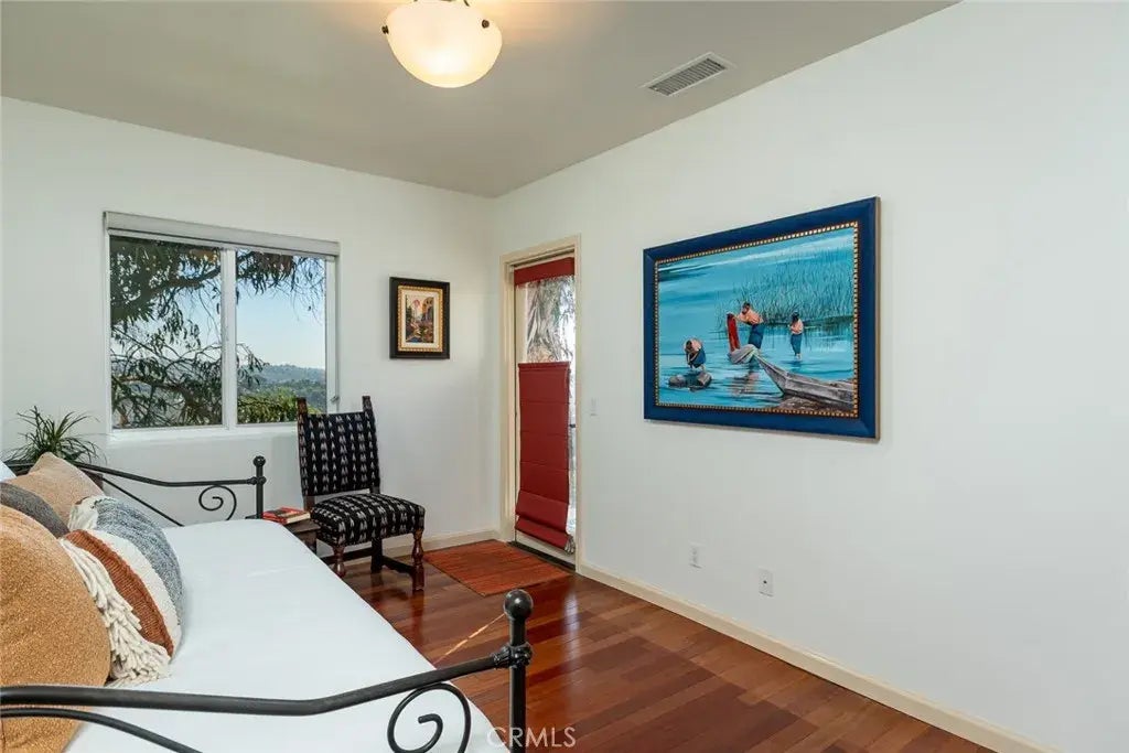 1404 Corona Drive, Glendale