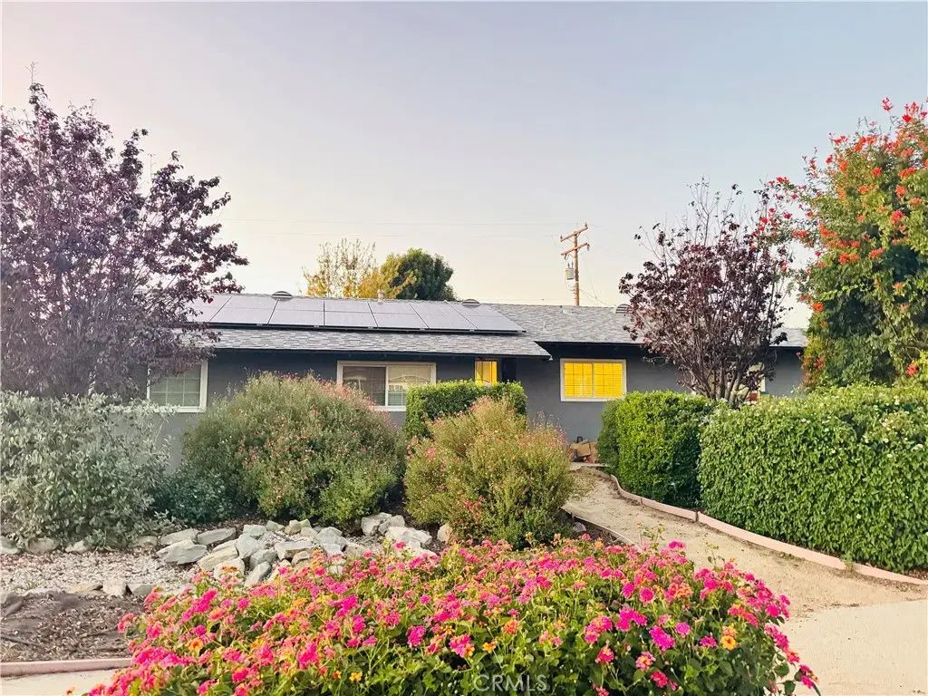 1675 Barnes, Simi Valley