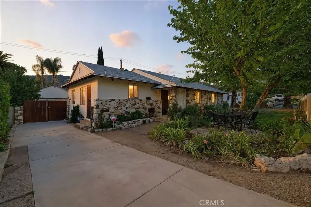 8545 Forsythe Street, Sunland