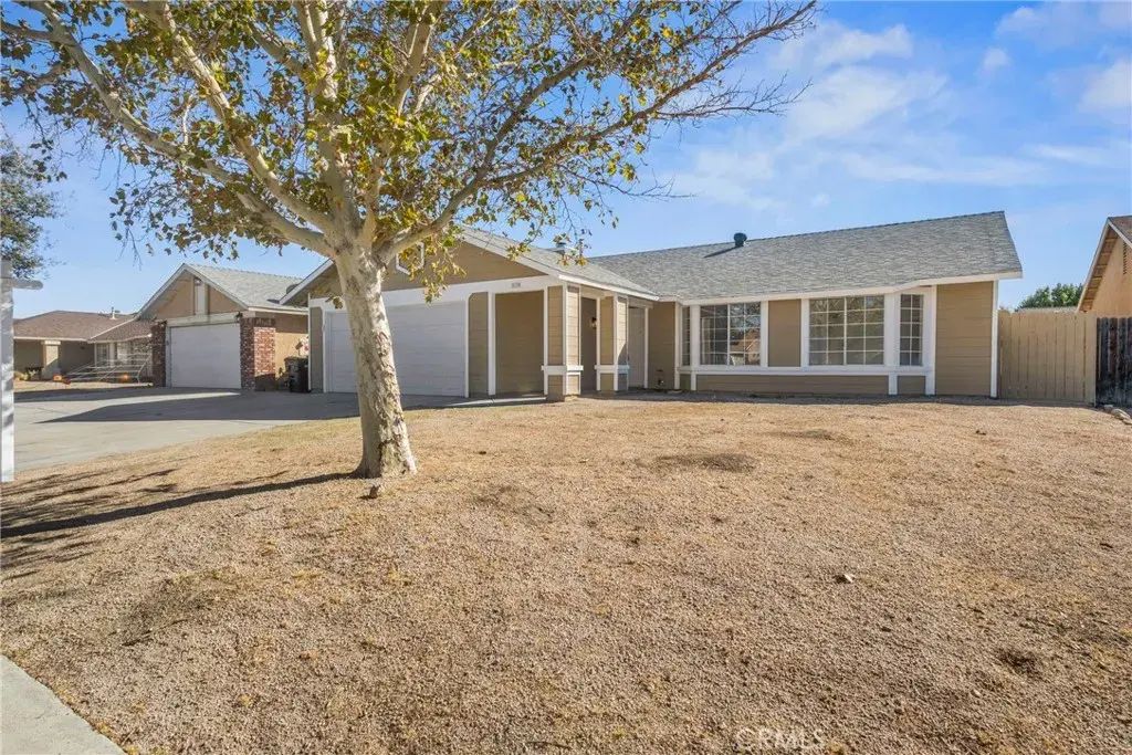 2130 Matthew Avenue, Rosamond