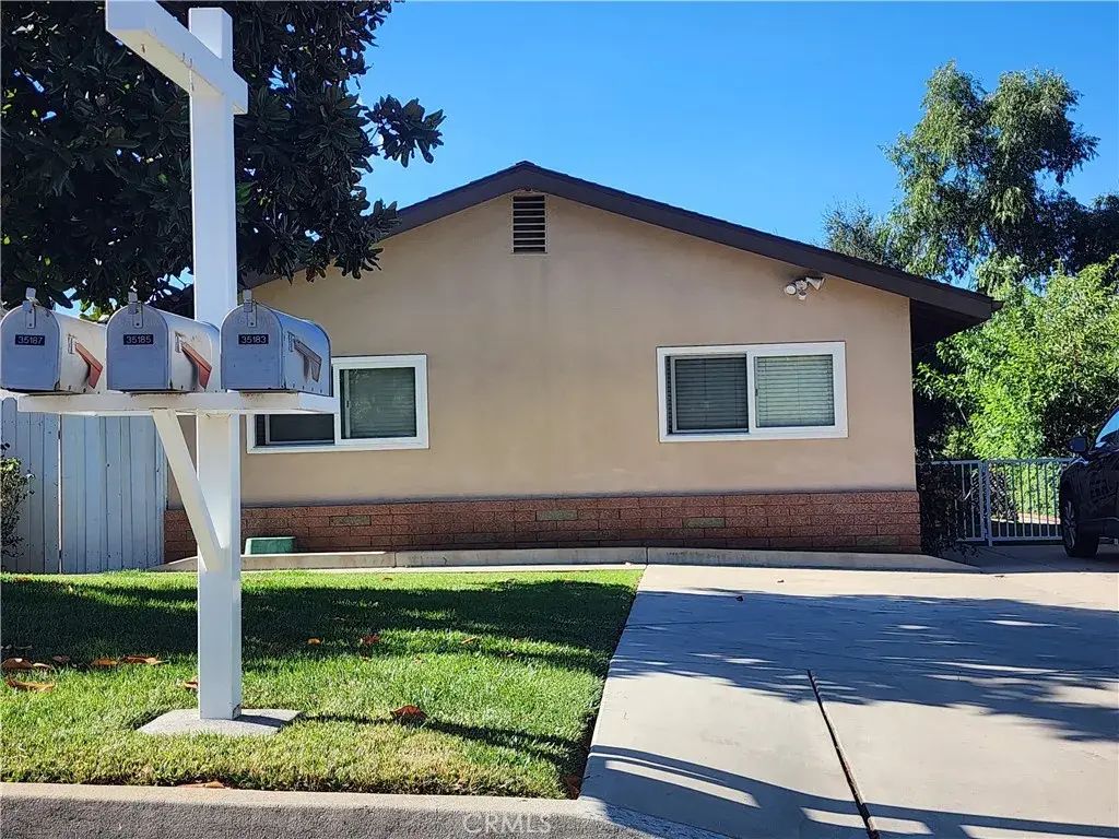 35187 Avenue C, Yucaipa