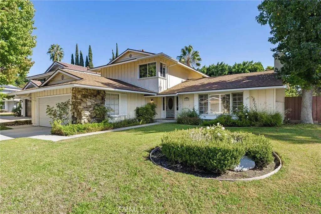 10800 Bismarck Avenue, Porter Ranch