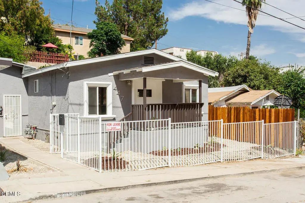 447 James Street, Los Angeles