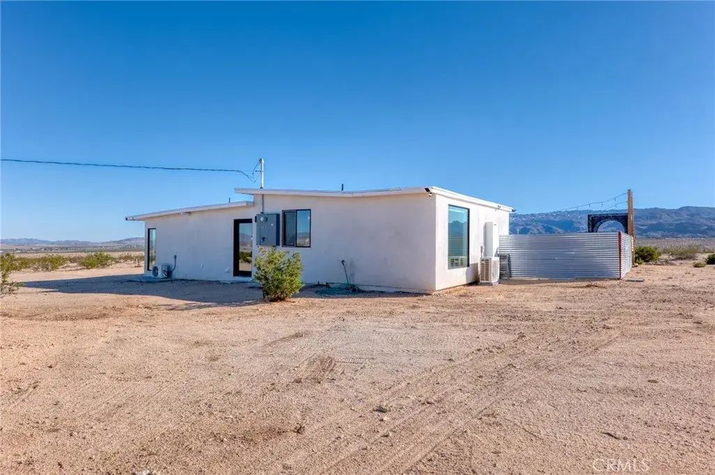 4223 Hilltop, 29 Palms
