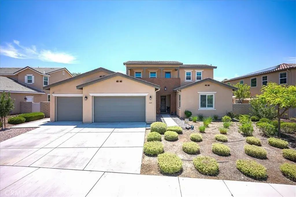 13471 Planet Court, Riverside