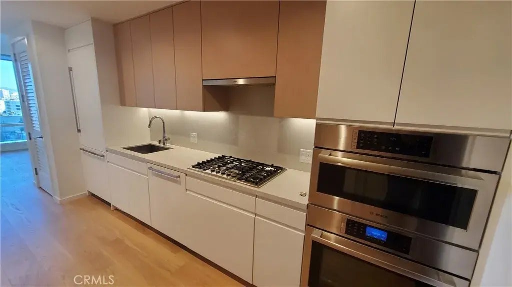 877 Francisco Street 1122, Los Angeles