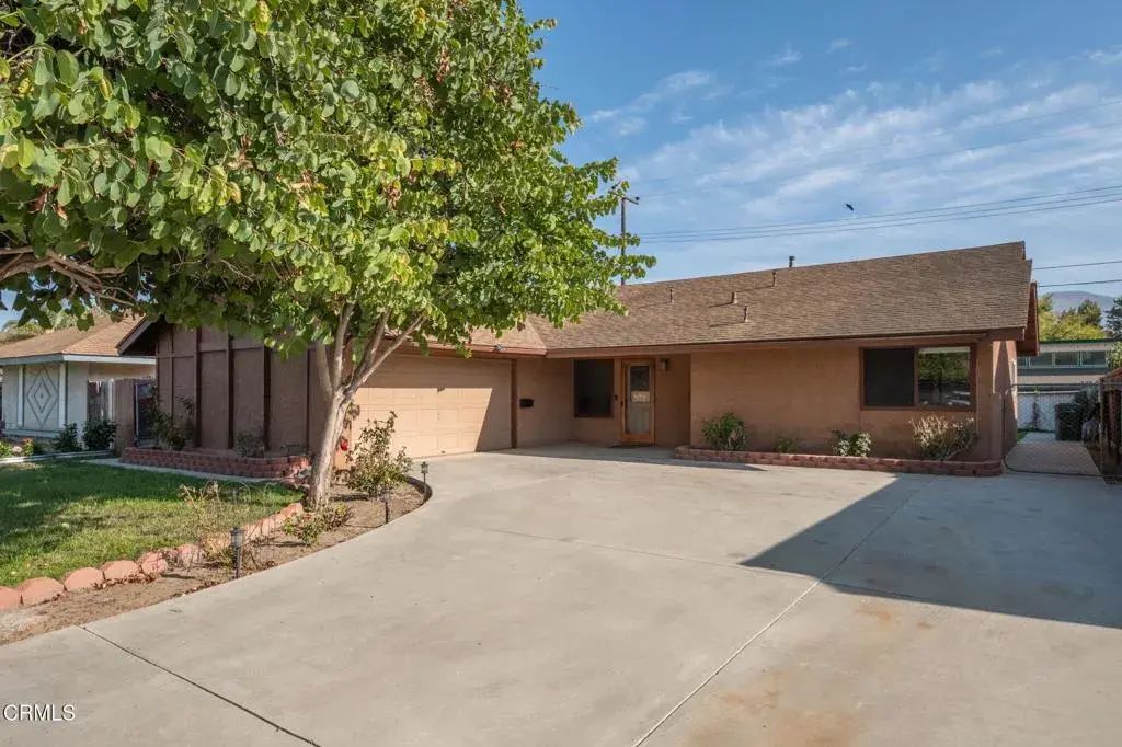 752 Fillmore Street, Santa Paula