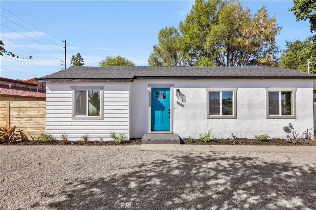 8681 California, Riverside