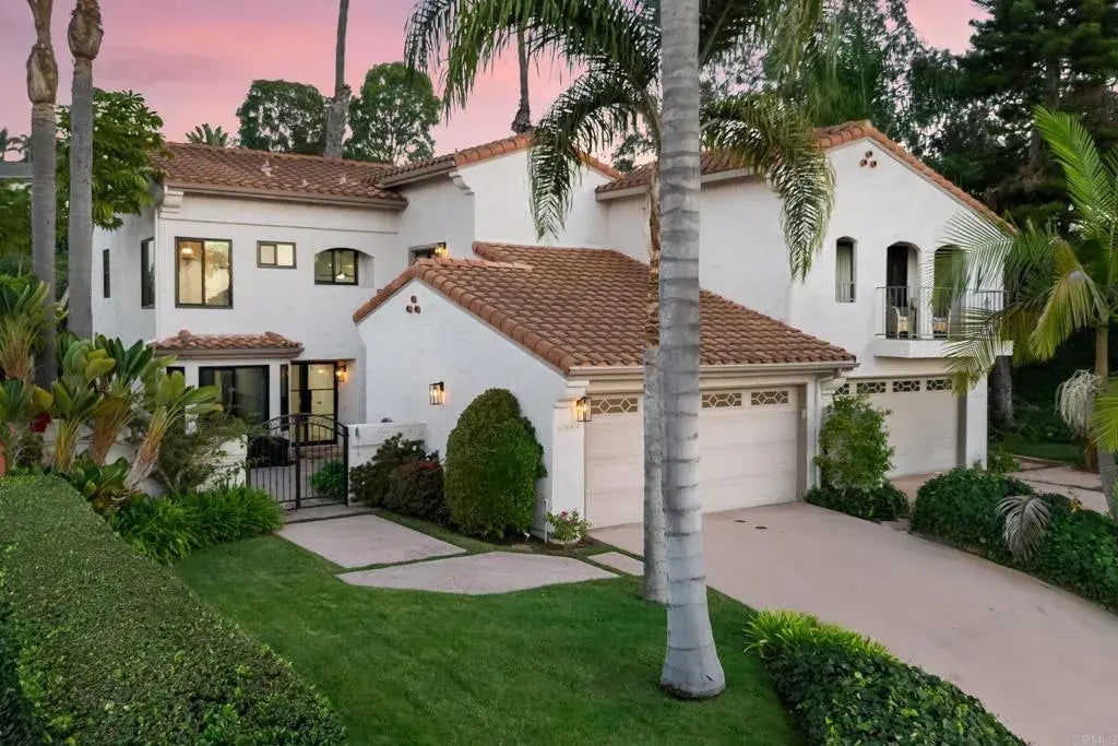 6844 Urubu Street, Carlsbad