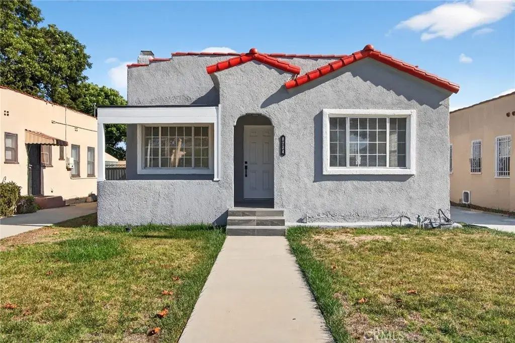 8734 Dalton, Los Angeles
