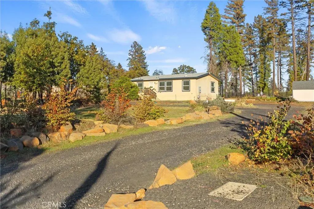6328 Diamond, Paradise