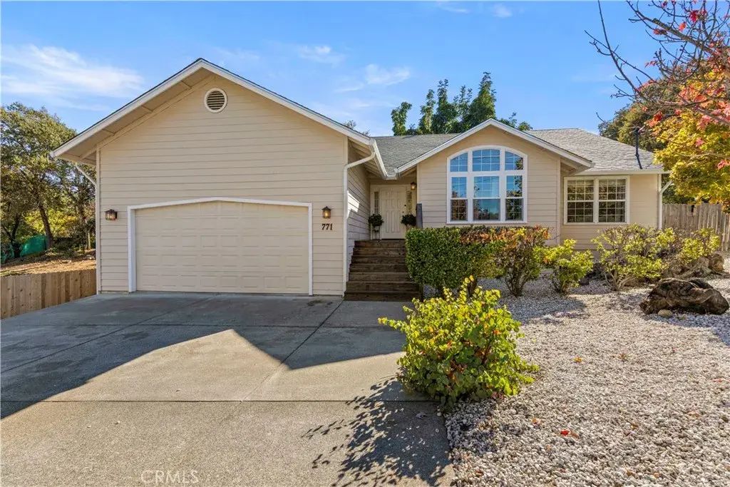 771 Fourth Street, Lakeport