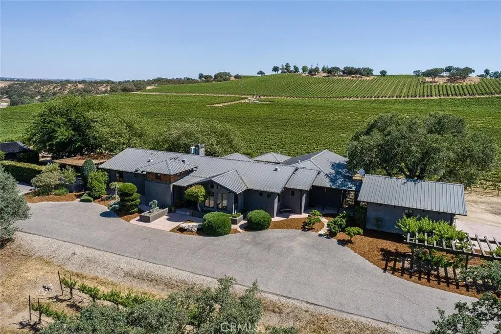 7790 Airport Road, Paso Robles